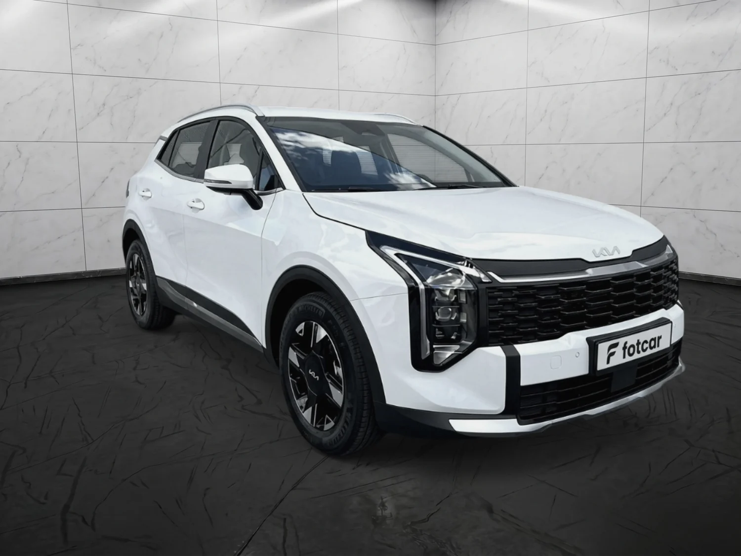 Kia blanco editado con Fotcar en estudio