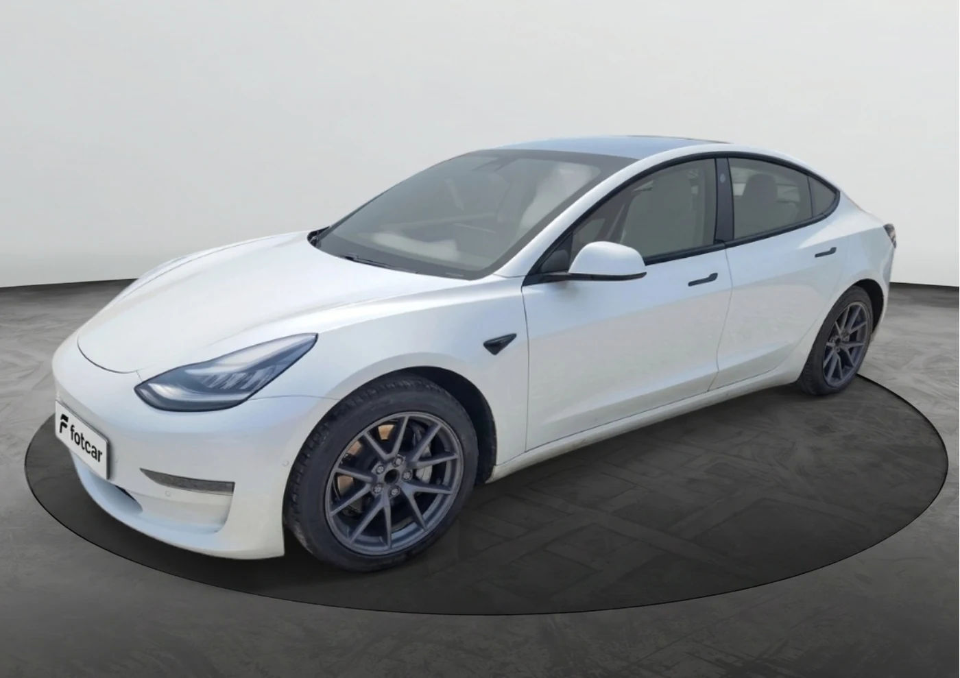 Tesla Model 3 blanco: antes y después con Fotcar